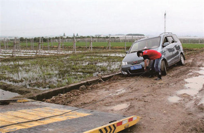 白朗抚顺道路救援